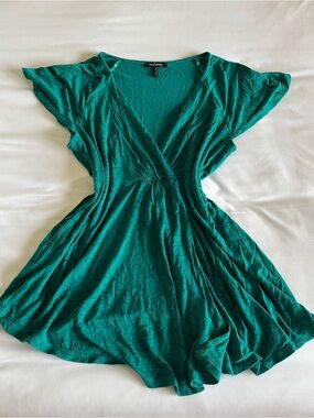 Daisy Fuentes Teal Sea Floral Faux-Wrap V-Neck Top Size PM